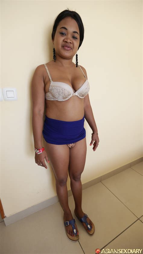 Chubby Amateur Girl Clotilde Reveals Her Big Ass Gets Her Hairy Twat Fucked CoedCherry