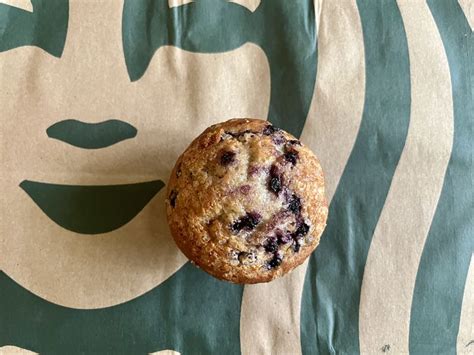 8 Starbucks Bakery Items, Ranked