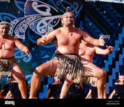 Rotorua Maori Arts Festival Maori Hakka Dance Stock Photo Alamy