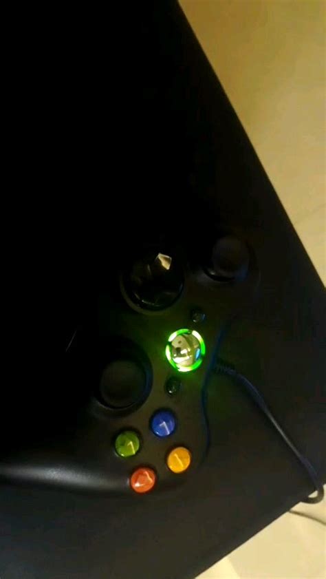 Xbox 360 Controller Wired Seems To Disconnect But Not Disconnect And Vibrates Intensely Every