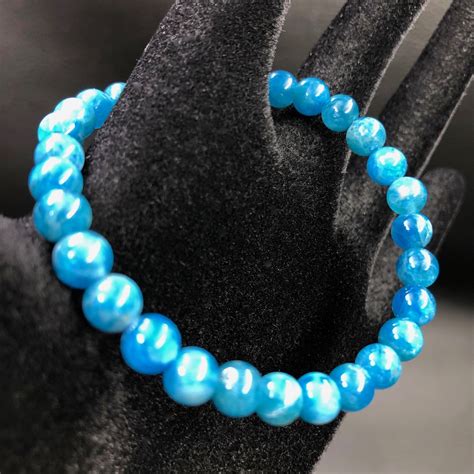 Bracelet en apatite bleue de Madagascar perles 6 mm Cœur de Pierres