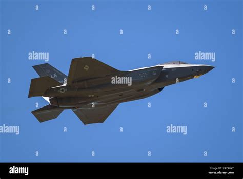 US Air Force F-35A Stealth aircraft in flight Stock Photo - Alamy