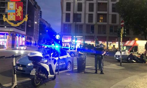 Milano Ragazza Di 18 Anni Violentata In Unauto Fuori Dalla Discoteca