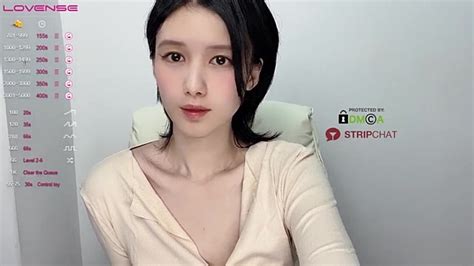 IamGirl0 Nude Stripping On Webcam For Live Sex Video Chat InTheCrack