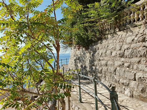 Lungomare coastal promenade – A walk by the sea from Volosko to Lovran