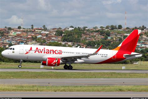 PR ONY Avianca Brasil Airbus A320 214 WL Photo By Rafael Borba Griz