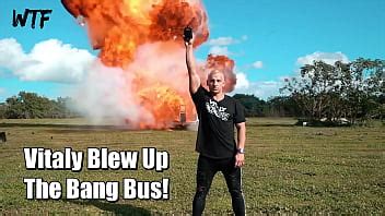 BANGBROS Ese Bastardo Vitaly Zdorovetskiy Hizo Explotar El Bang Bus WTF XVIDEOS