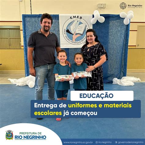 Entrega Dos Uniformes Escolares E Dos Kits De Material Foi Iniciada