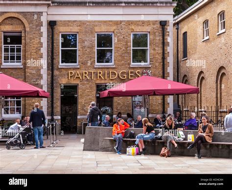 London food shop hi-res stock photography and images - Alamy