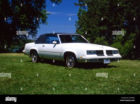 83 Oldsmobile Cutlass Supreme Atelier Yuwa Ciao Jp