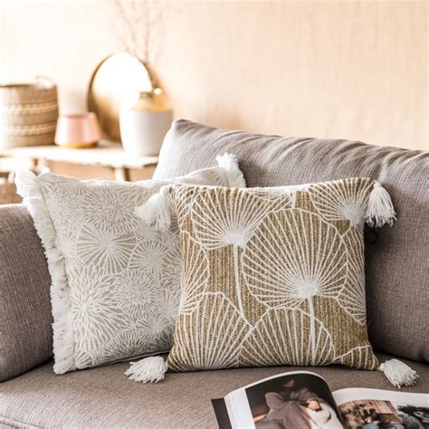 Housse De Coussin En Coton Blanc Et Beige 40x40 Alger Maisons Du Monde