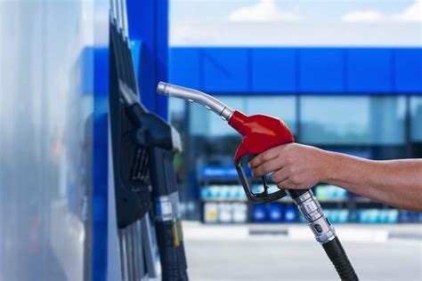 Benzine motorine mazota indirim ya da zam var mı İstanbul Ankara