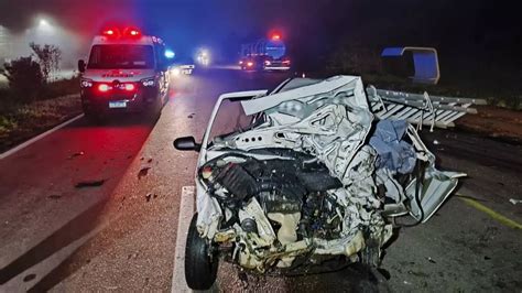 Motorista Morre Em Colisão Frontal Com Caminhão Na Br 476 Jornal Colabore