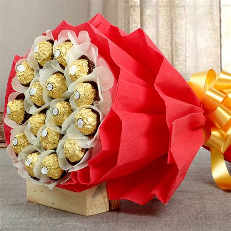 Online A Bouquet of Sweetness Standard Gift Delivery in UAE - FNP