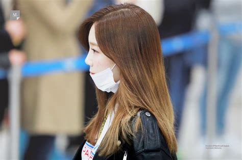 180408 Taeyeon ICN Airport By Alluring Voice