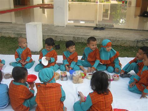 Taman Main Darussalam Kelompok Bermain Dan Taman Kanak Kanak