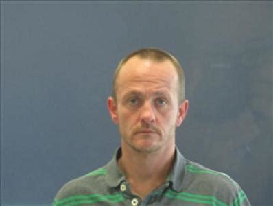 Chester Ray Bragg A Registered Sex Violent Or Drug Offender In Ks