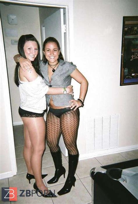 Fuck Fest Nylon Honeys ZB Porn