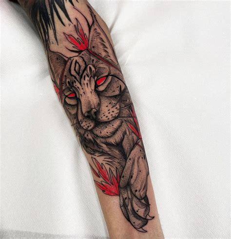 20 Impressive Lynx Tattoos That Make The "Purr-fect" Ink