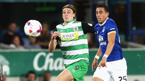 Tom Eaves Yeovil Town Forward Among Six Released By League Two Club