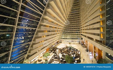 Luxurious Interior of Marina Bay Sands Hotel Editorial Stock Image ...