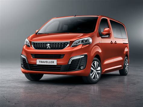 Peugeot Traveller Пежо Тревелер 2017 года фото новой модели