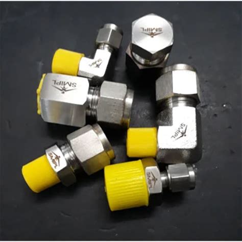 Yellow Silver Hydraulic Male Stud Coupling At Best Price In Valsad