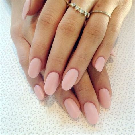 Ariana Grande Light Pink Nails | Steal Her Style