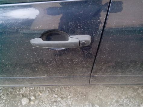 Личинки замков с глаз долой — Lada Калина седан, 1,6 л, 2008 года ...