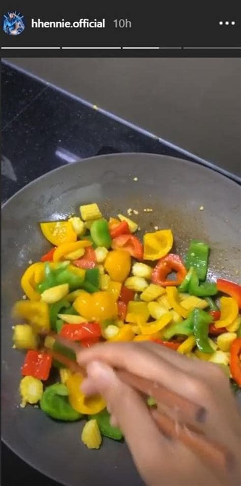 H Hen Niê diện bikini siêu nhỏ giữa tuyết trắng Phần Lan khoe body cực phẩm Ăn gì để đẹp