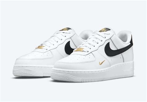 Preview Nike Air Force 1 Low Whiteblackgold Le Site De La Sneaker