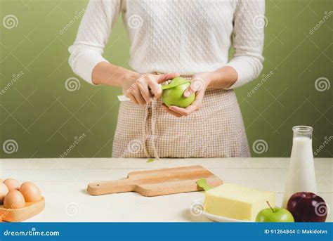 House Wife Wearing Apron Making Steps Of Making Cooking Apple C Stock