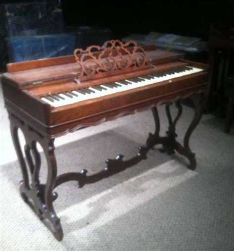 New Haven Melodeon – Antique Piano Shop