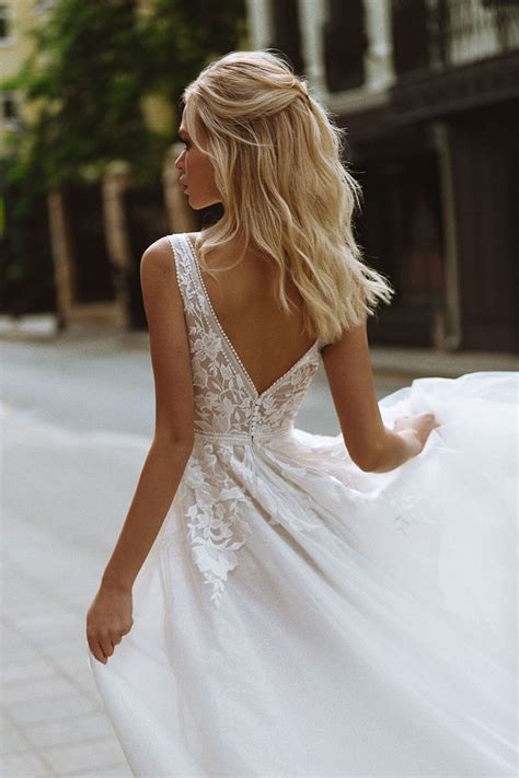 Eightale Boho Wedding Dresses V Neck Appliques Lace A Line Tulle Weddi