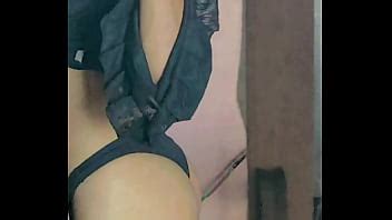 mostrando meu pau alguém pra me mamar XVIDEOS