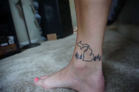 26 Inspiring State Of Michigan Tattoo Ideas 2024 - Tattoo Ideas