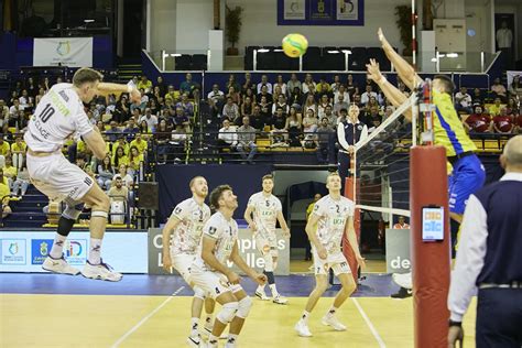 CLVM 70 Guaguas LAS PALMAS v SVG LÜNEBURG CEV