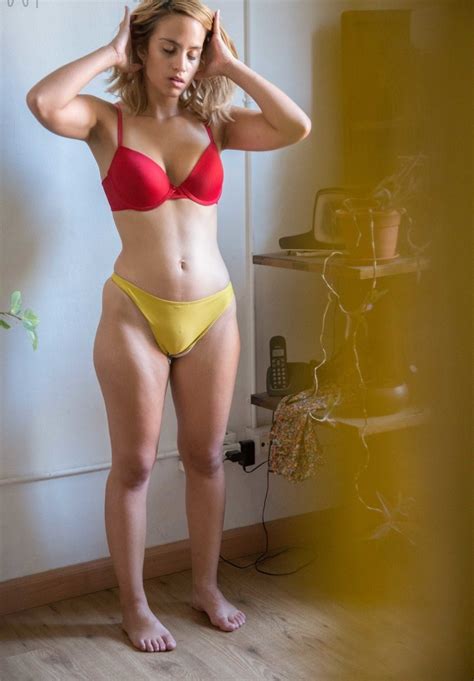 Girls Untitled E X Porn Pic