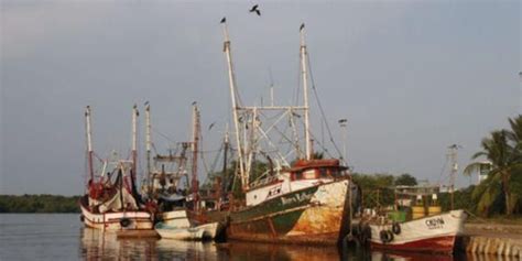 Rescatan Sanos Y Salvos A Los Tres Pescadores Extraviados De San Blas