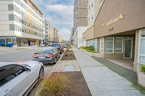 Landmark Building Apartments — Cornell and Associates