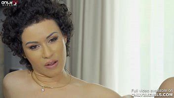 Only3x Girls Bringt Dich Foxy Stacy Bloom Kommt Mit Ihrem Dildo Und
