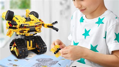 This 901-piece robot building kit is over half off | Mashable