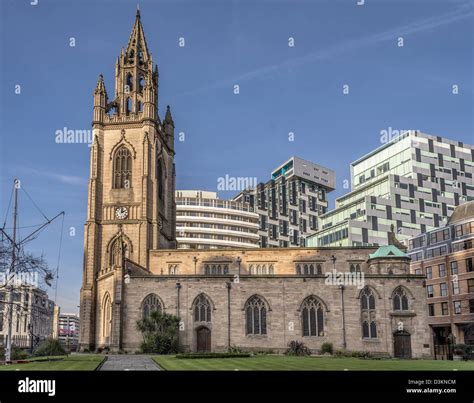 Iglesia Parroquial De San Nicol S En El Pierhead En Liverpool Conocida