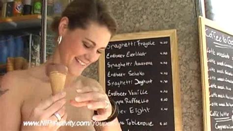 Maria Hot Public Nudity With Sweet Babe Vidéos Porno Gratuites YouPorn