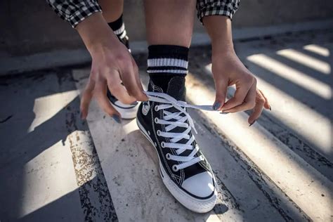 Inilah 8 Cara Membersihkan Sepatu Converse Yang Benar