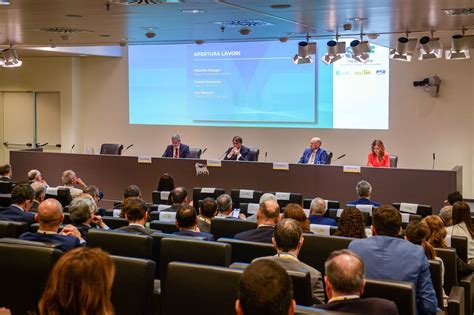 Enac Eni E Adr Insieme Per La Decarbonizzazione Del Trasporto Aereo