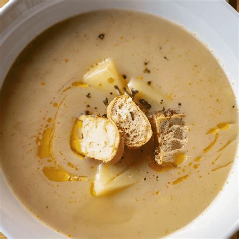 Spanish Garlic Soup Recipe Made Easy Try These Variations Soup Chick