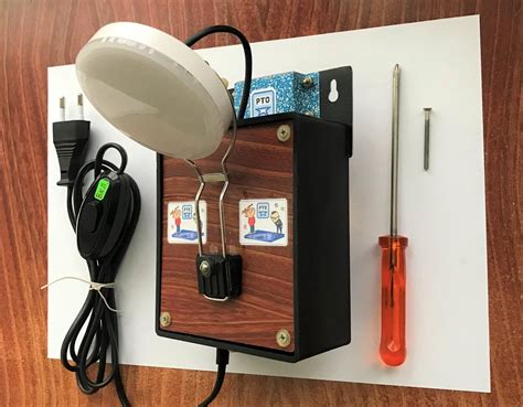 Светильник со звуковым переключателем