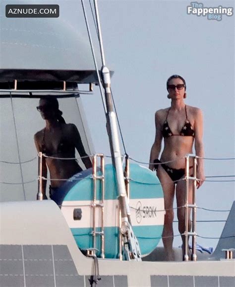Paris Hilton Sexy Spotted Sizzling In A Hot Bikini On A Yacht In Saint Tropez AZNude