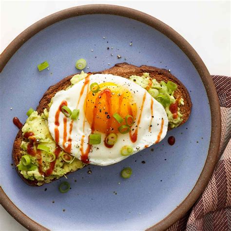 10+ Easy Breakfast Toast Recipes